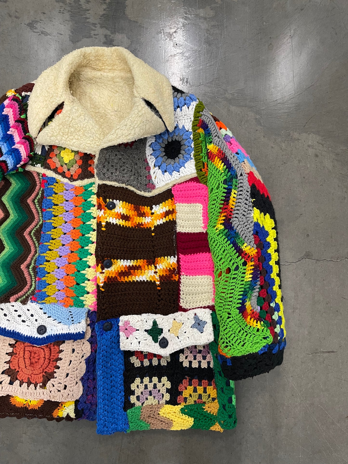 BLUESIN’S “CROSSTOWN TRAFFIC” PATCHWORK CROCHET SHERPA LINED DENIM RANCH COAT