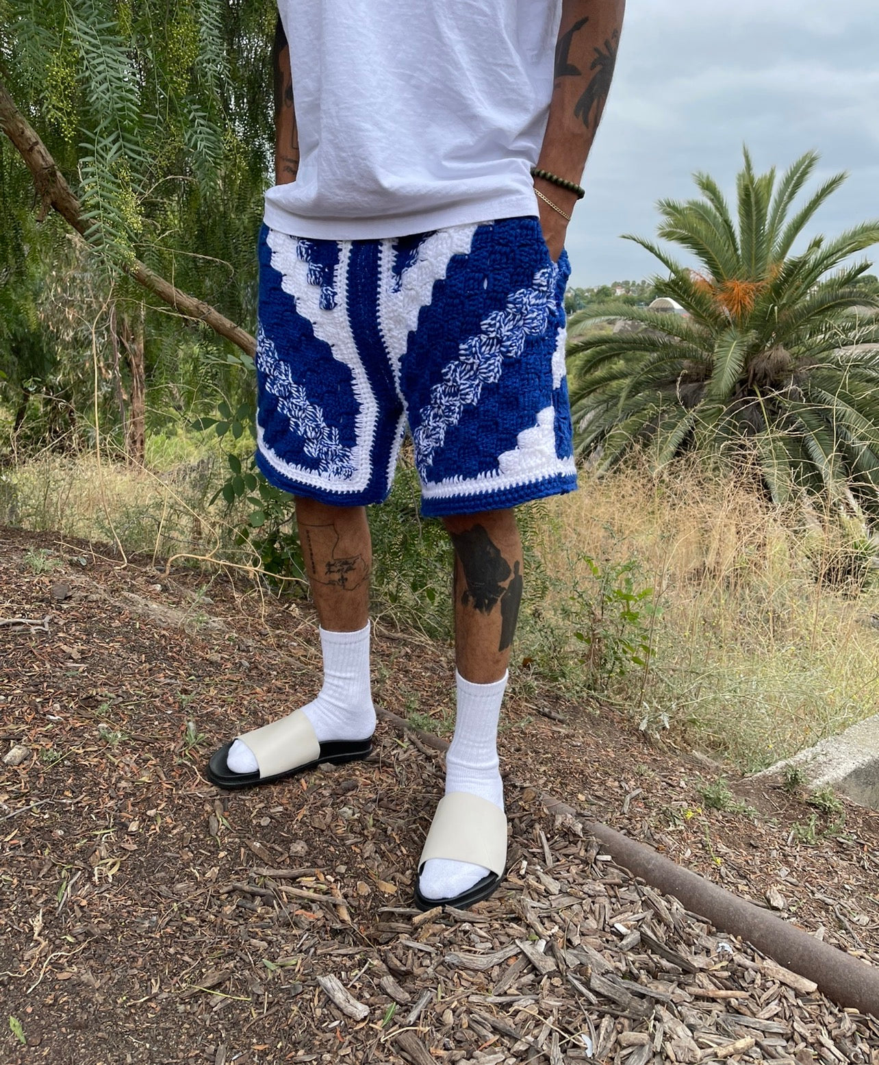 BLUESIN’S “SKYLINE BLUES” CROCHET SWEAT SHORTS