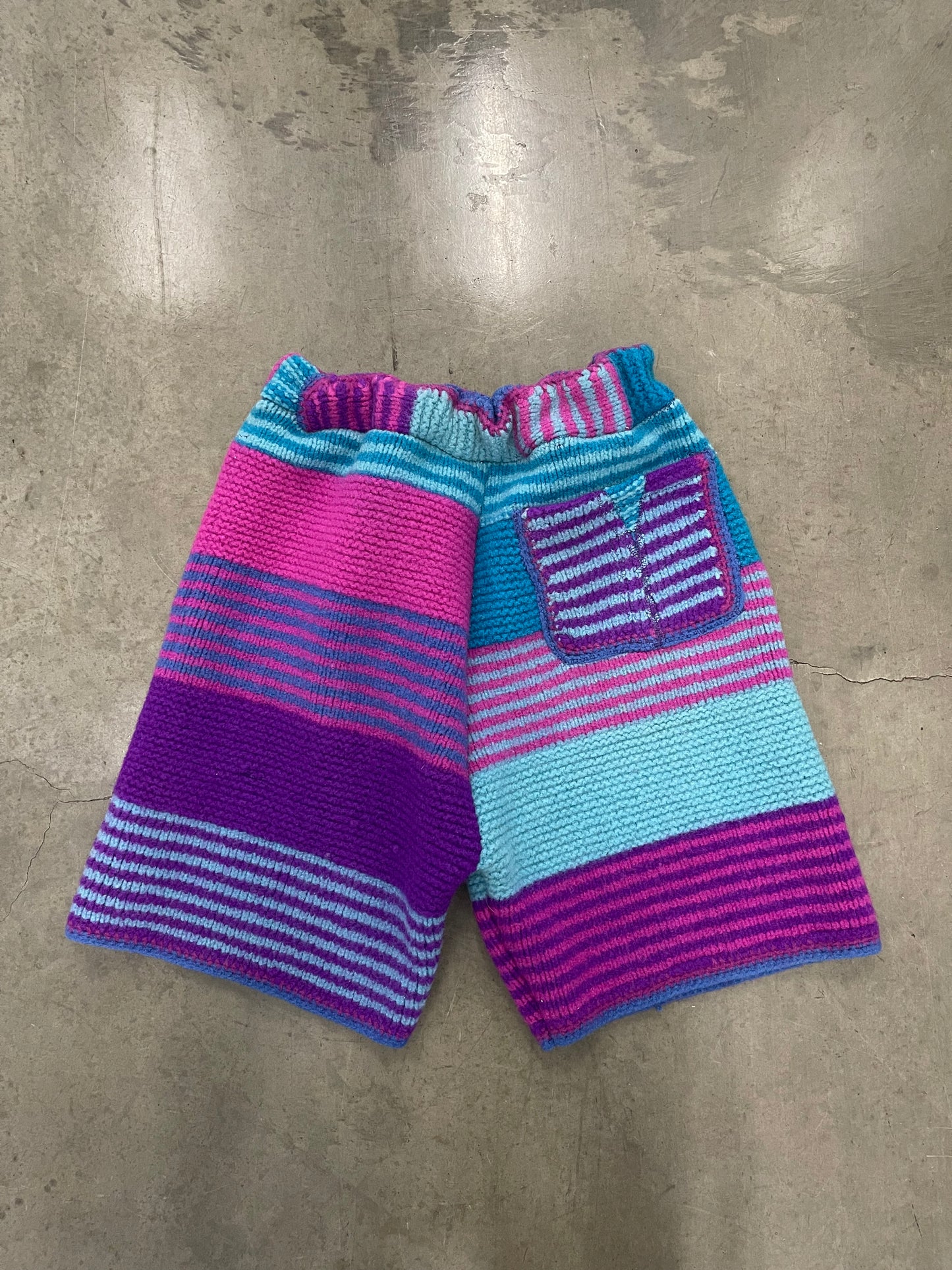 BLUESIN’S “LINES SOUNDING” CHUNKY KNIT CROCHET SHORTS