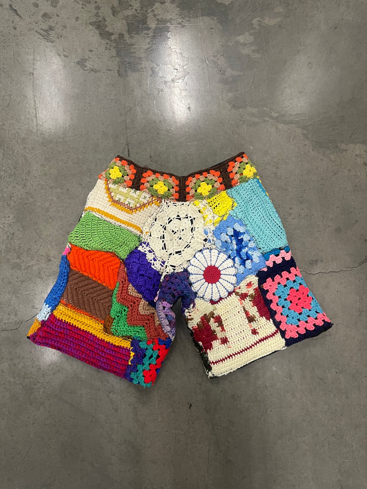 BLUESIN’S “IN A MELLOW TONE” PATCHWORK CROCHET SWEAT SHORTS