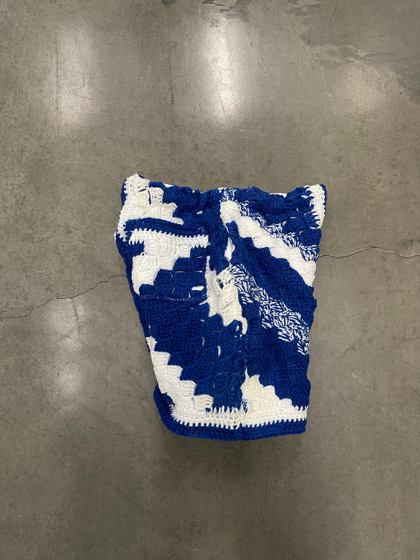 BLUESIN’S “SKYLINE BLUES” CROCHET SWEAT SHORTS