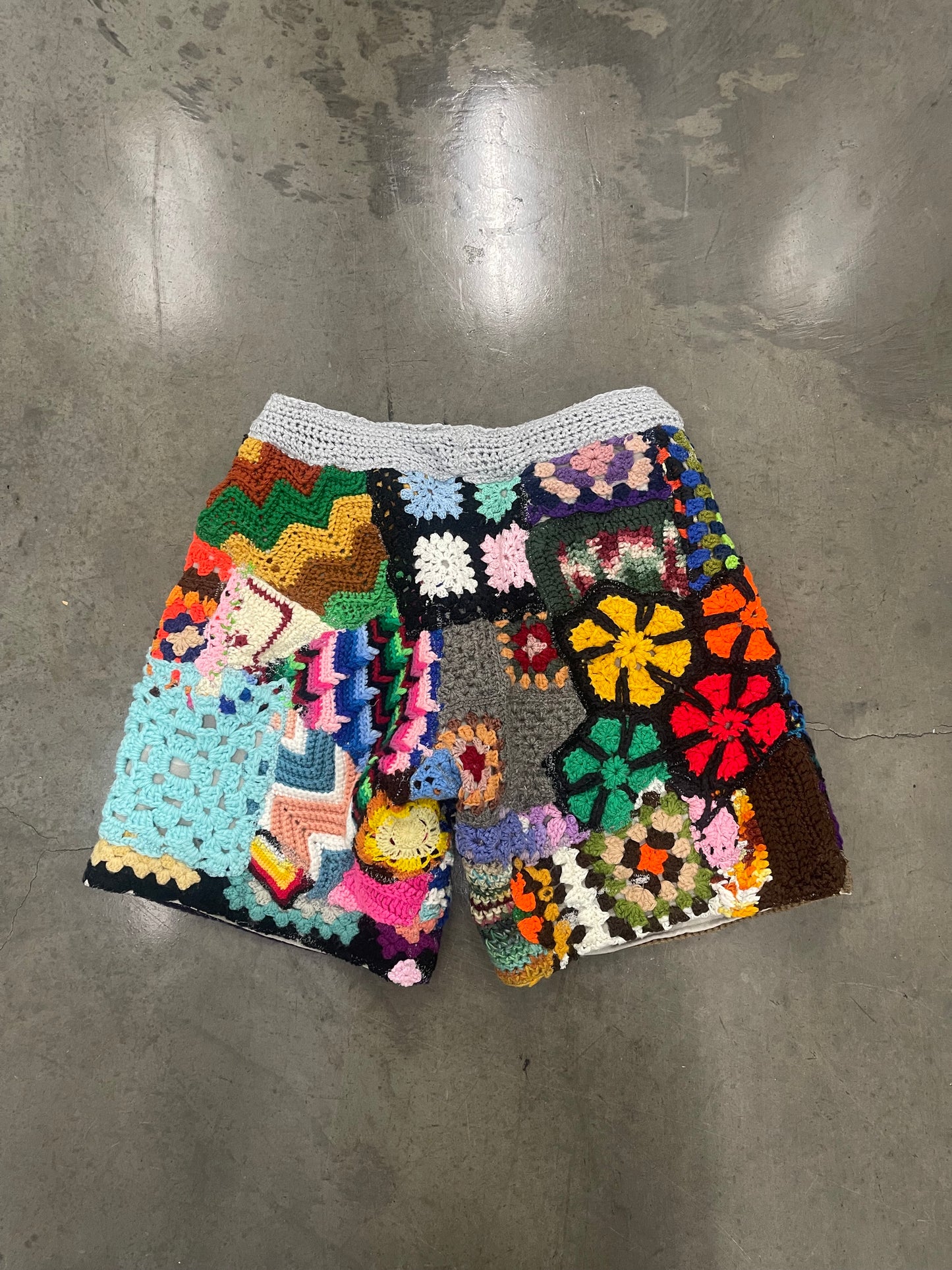 BLUESIN’S “LIFE’S LEMONS” PATCHWORK CROCHET SWEAT SHORTS