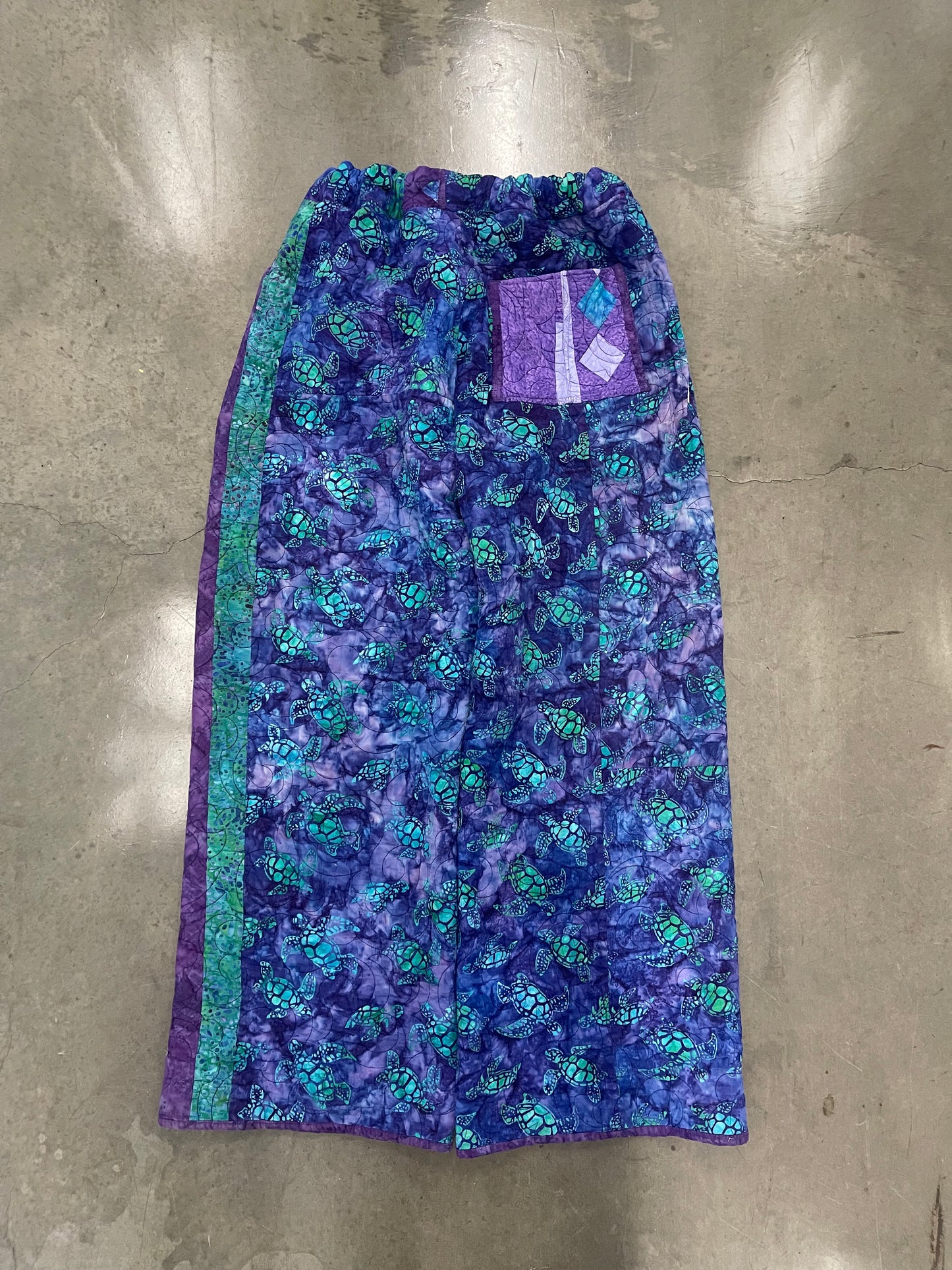 BLUESIN’S “TESTUDINES” VINTAGE QUILTED TURTLE PANTS