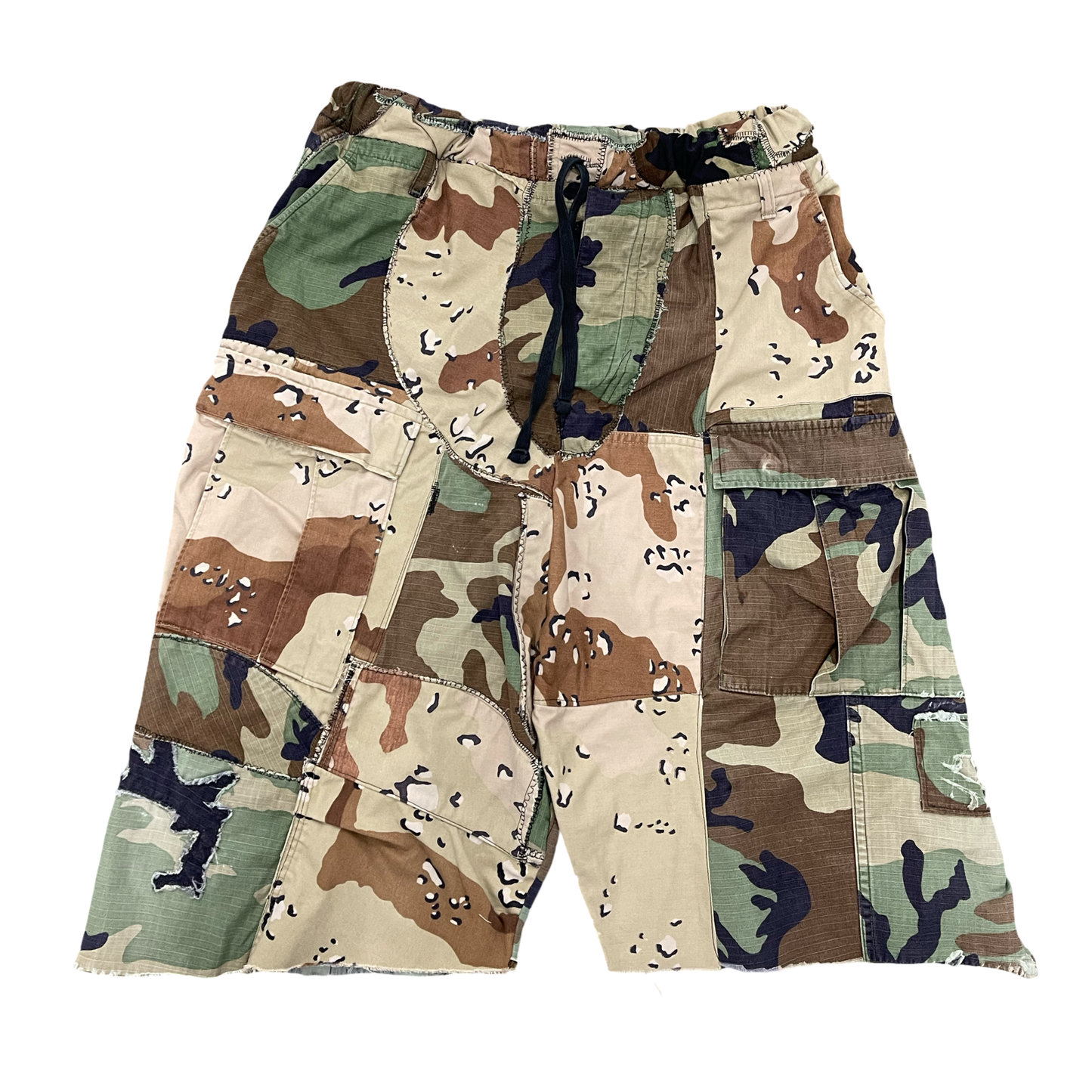 BLUESIN’S “BLENDED SURROUNDINGS” PATCHWORK CAMOUFLAGE CARGO SHORTS