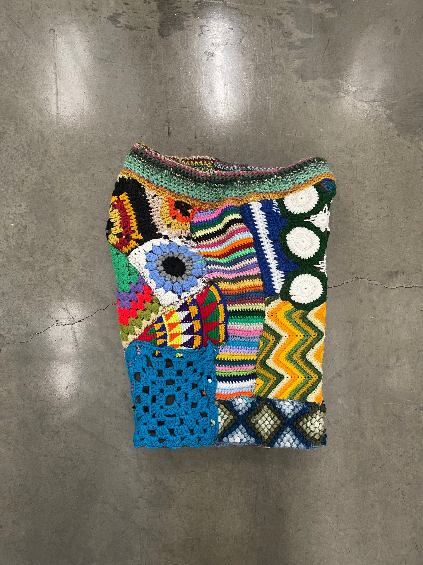 BLUESIN’S “REFLECTED CHANGES” CROCHET PATCHWORK SWEAT SHORTS