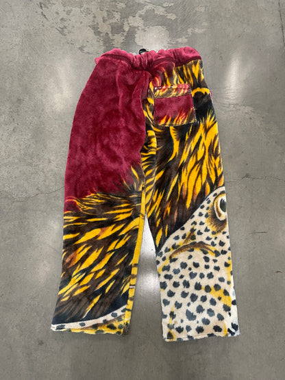 Bluesin’s “In The Wild” Lion Pile Fleece Cozy Pants