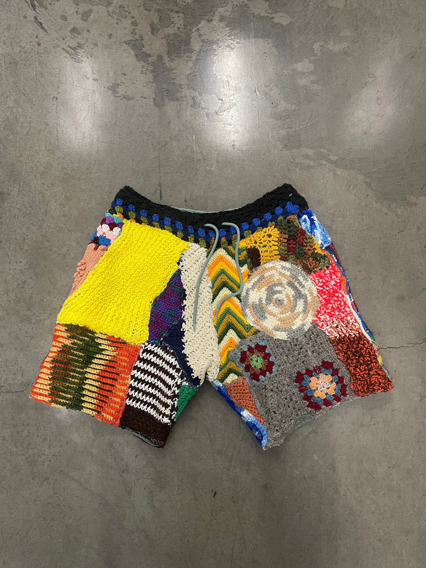 BLUESIN’S “CONTRASTING SHADES” PATCHWORK CROCHET SWEAT SHORTS